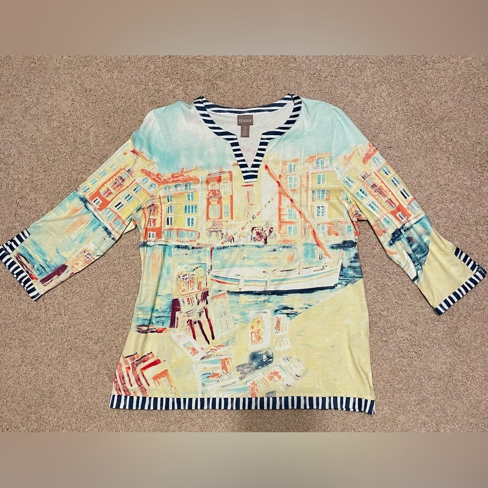 CHICO’S top with picture design size 2 Quick Shipping 3/4 sleeve NWOT